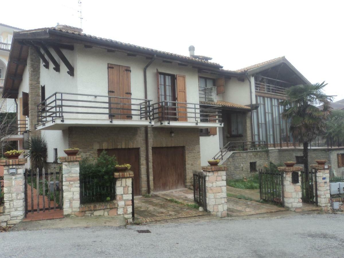 Villa Lilly Falconara Marittima Exterior photo